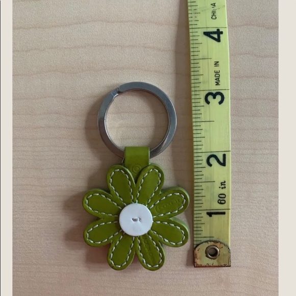 🌸COACH FLOWER KEYCHAIN🌸 - Picture 2 of 4